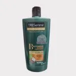 Discover soft, hydrated, and replenished hair every day with Tresemmé Botanique Nourish & Replenish Shampoo.