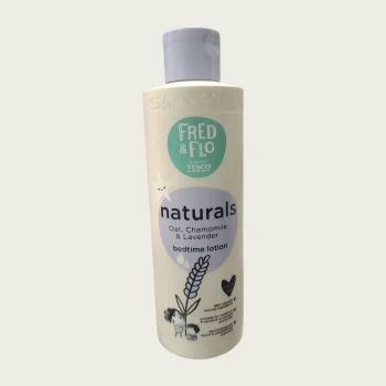 Tesco Fred & Flo Naturals Bedtime Lotion 250ml is specially formulated to nourish and soothe your baby’s delicate skin before bedtime.
